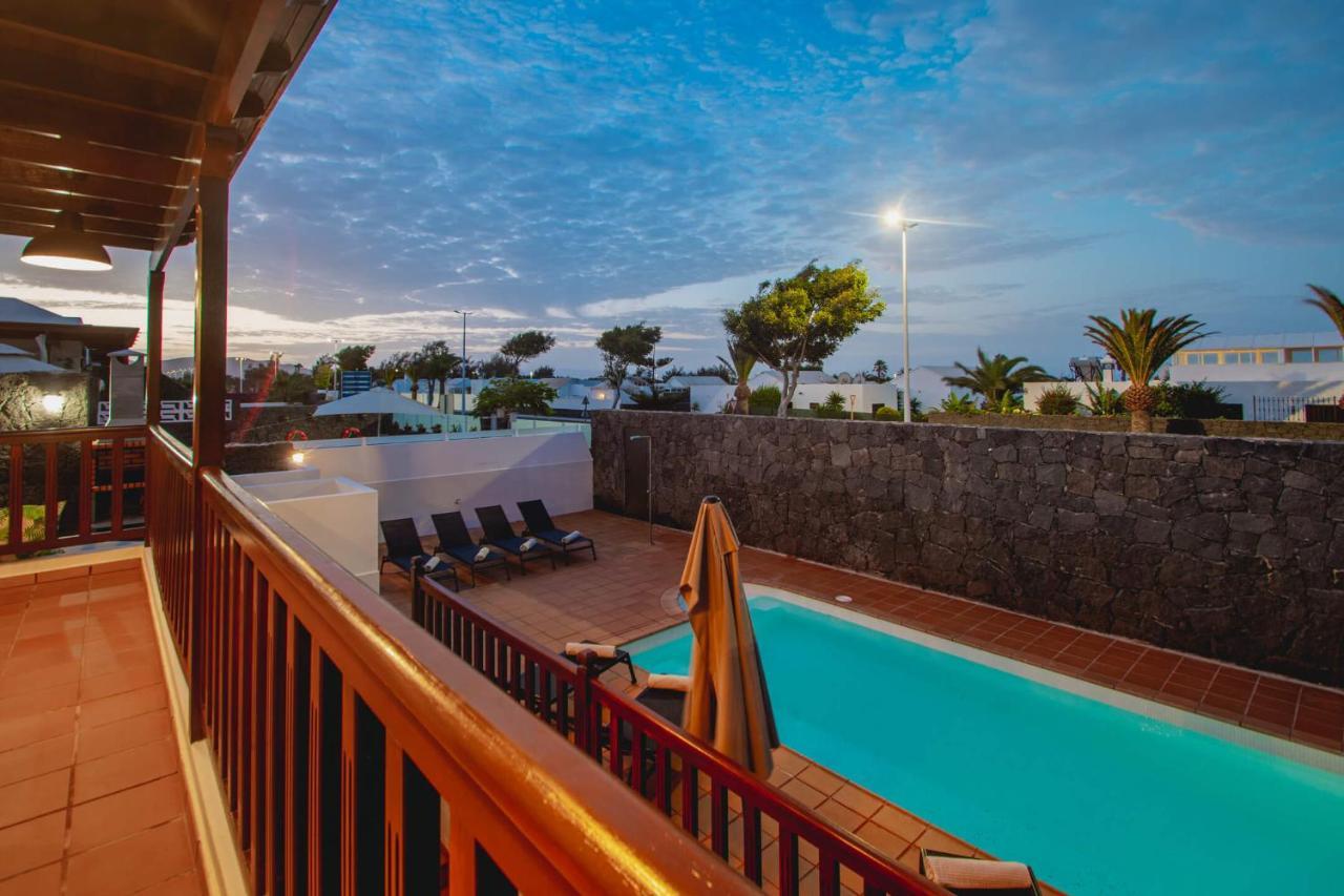 Stylish 6 Bedroom Villa Princesa - Hot Tub - Heated Pool - Near Beach & Waterparks Playa Blanca  Ngoại thất bức ảnh