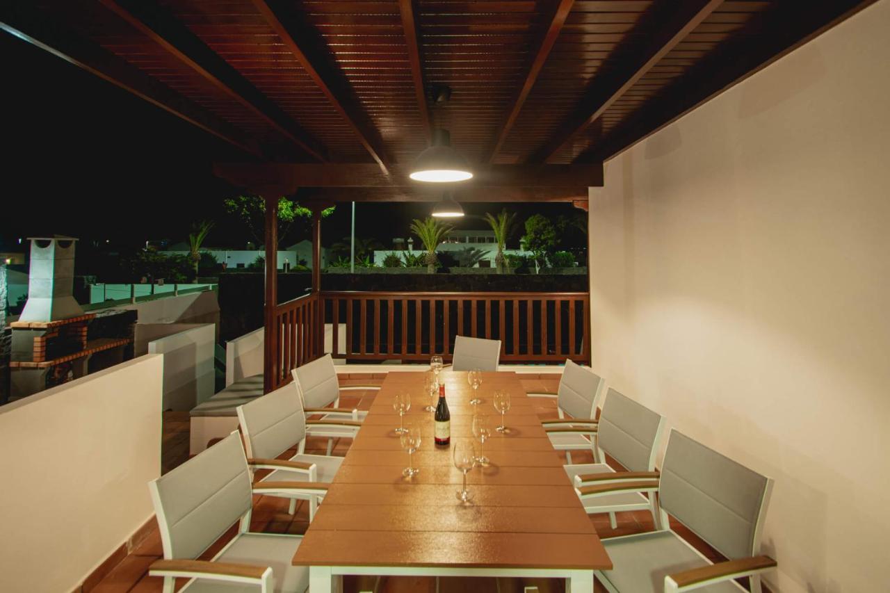 Stylish 6 Bedroom Villa Princesa - Hot Tub - Heated Pool - Near Beach & Waterparks Playa Blanca  Ngoại thất bức ảnh