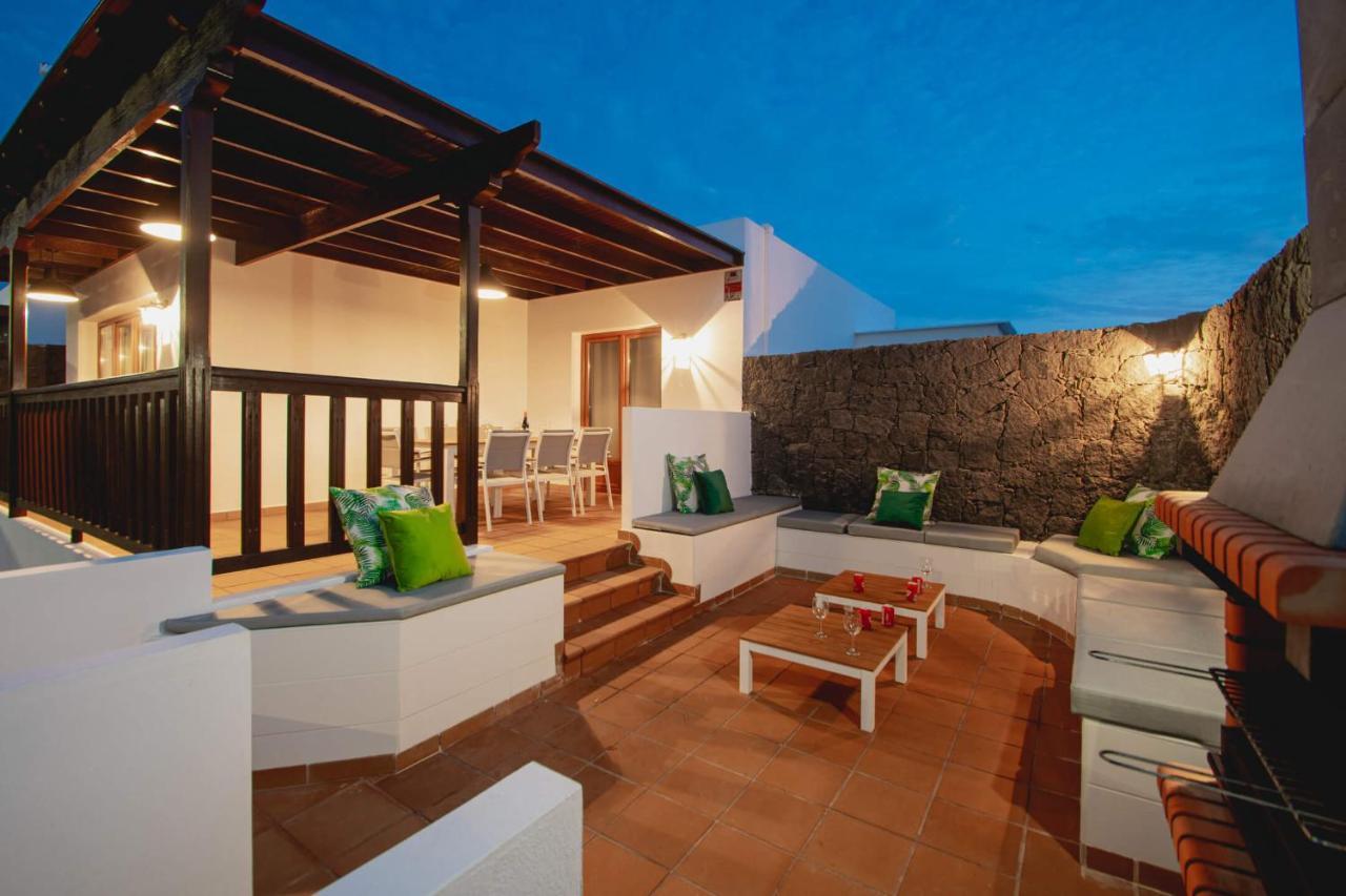 Stylish 6 Bedroom Villa Princesa - Hot Tub - Heated Pool - Near Beach & Waterparks Playa Blanca  Ngoại thất bức ảnh