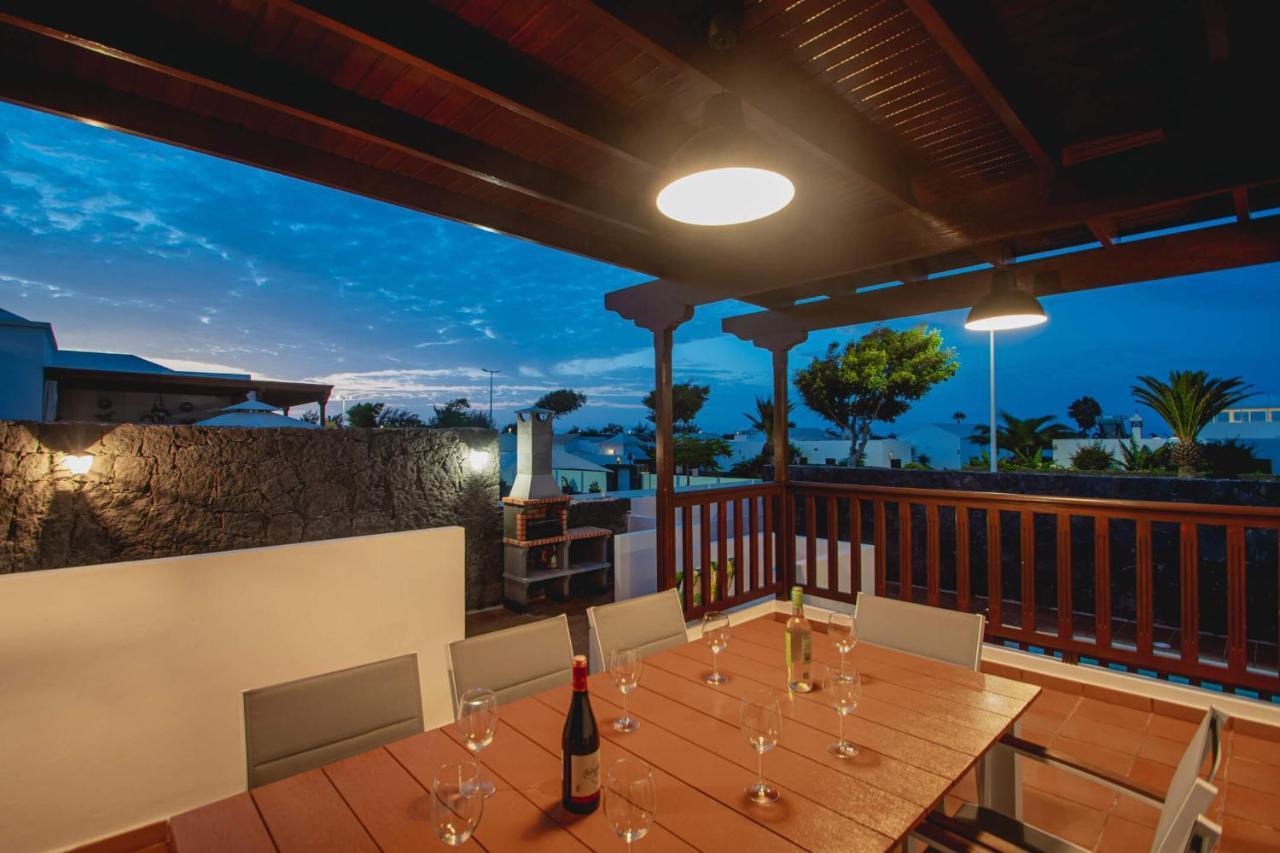 Stylish 6 Bedroom Villa Princesa - Hot Tub - Heated Pool - Near Beach & Waterparks Playa Blanca  Ngoại thất bức ảnh